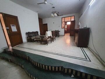 Bedroom in 1 BHK Independent House at Sector 10a – for Rent
