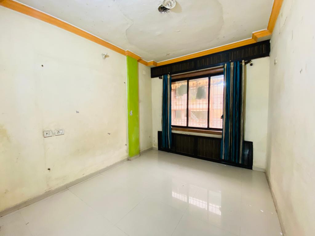 2 BHK 800 Sq.Ft. Apartment in Kailas Jyoti Chs