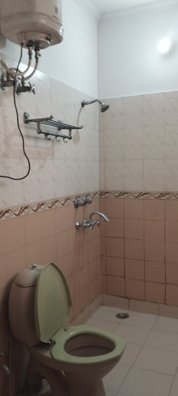 Bathroom in 1 BHK Independent House at Sector 10a – for Rent