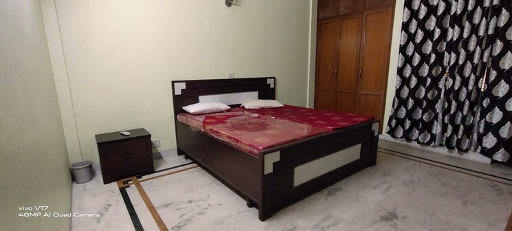 Bedroom, sector 10a 1 Bedroom 905 Sq.Ft. Independent House In Sector 10a Gurgaon 9052075