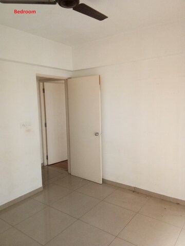 Room in 2 BHK Apartment at Makarba – for Rent