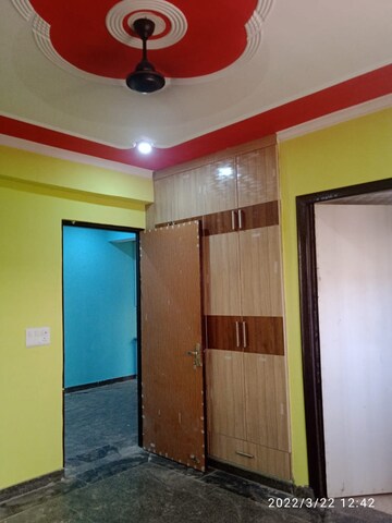 Room in 1 BHK Independent House at Sector 10a – for Rent