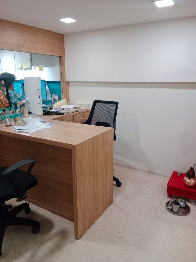 Team Area, crystal-plaza-andheri-west Commercial Office Space 440 Sq.Ft. In Andheri West Mumbai 9051798