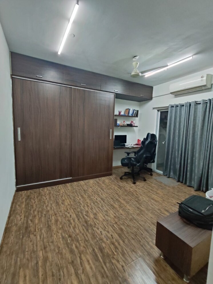 Bedroom, lodha-meridian 3 Bedroom 2259 Sq.Ft. Apartment In Kukatpally Hyderabad 9052143