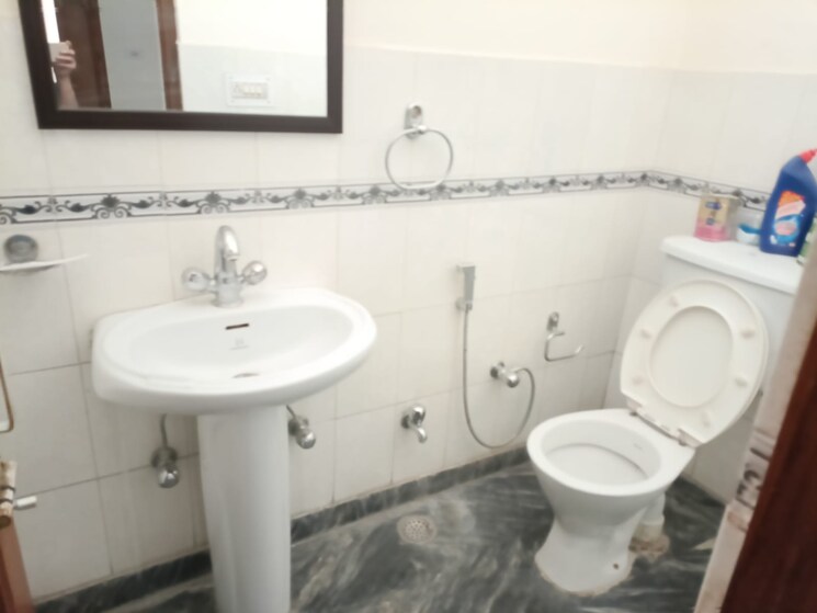Bathroom, sector 4 2 Bedroom 1500 Sq.Ft. Independent House In Sector 4 Panchkula 9052145