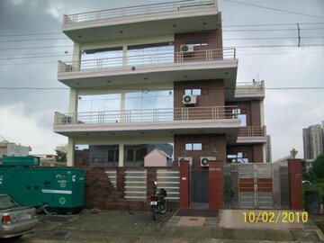 2 BHK Independent House For Rent in Sector 4
