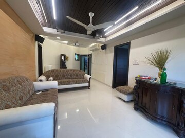 Living Room in 4 BHK Apartment at Garden Rose, Andheri West – for Rent