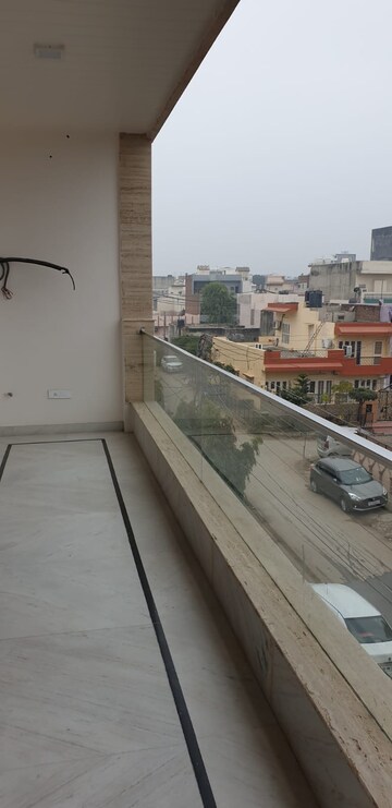 Balcony in 2 BHK Independent House at Sector 4 – for Rent