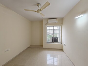 Room in 2.5 BHK Apartment at Siddhachal Phase 5 CHS Ltd, Vasant Vihar – for Rent