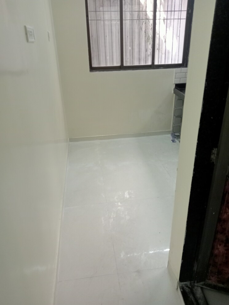 Balcony, juhu 1 Bedroom 430 Sq.Ft. Apartment In Juhu Mumbai 9052248