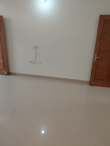 2 BHK Independent House For Rent in Sector 21