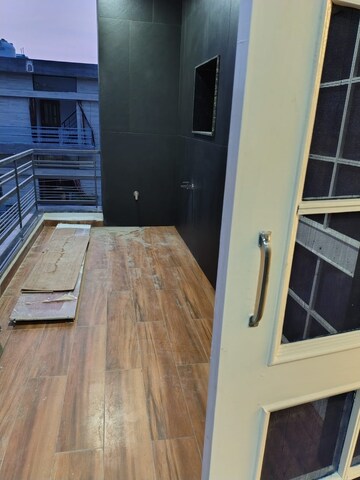 Balcony in 2 BHK Independent House at Sector 4 – for Rent