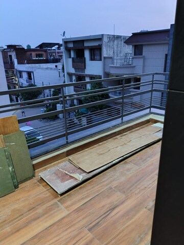 Balcony in 2 BHK Independent House at Sector 4 – for Rent