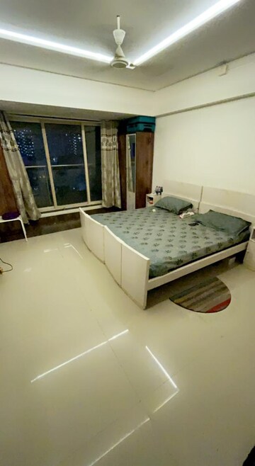 Team Area in 3 BHK Apartment at Versova Heights, Versova – for Rent