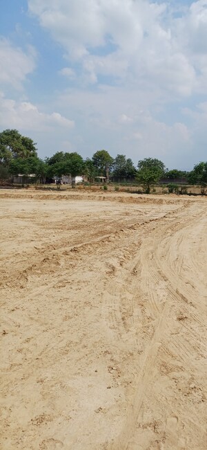  Plot For Sale in Dheeraj Nagar