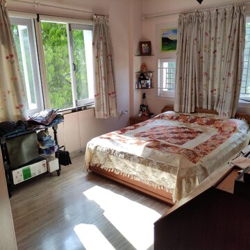 Bedroom in 3 BHK Apartment at Versova – for Rent