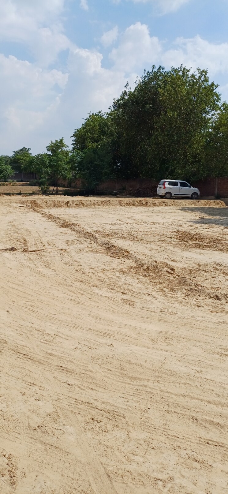 undefined, dheeraj nagar  88 Sq.Yd. Plot In Dheeraj Nagar Faridabad 9052393