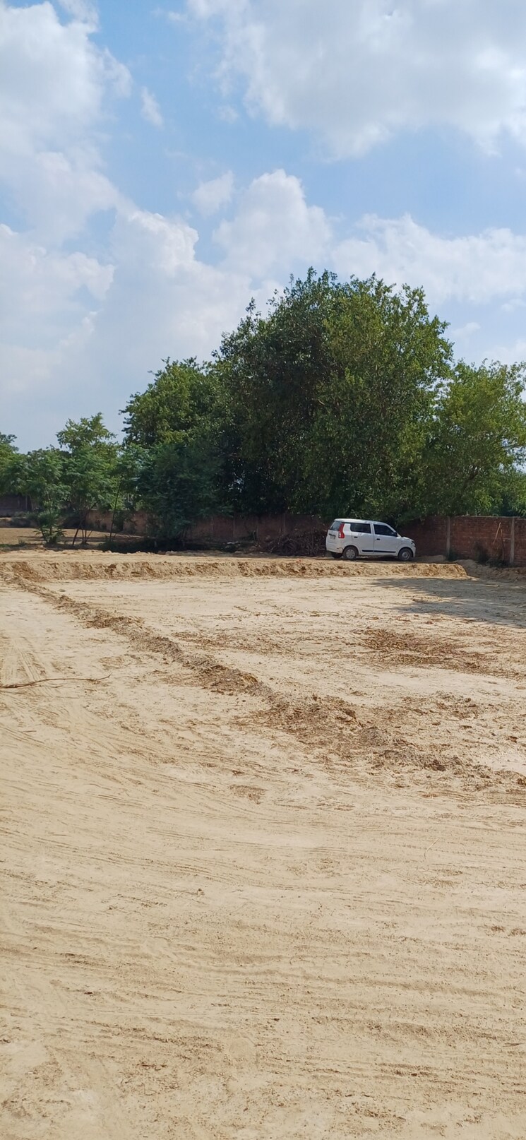 undefined, dheeraj nagar  89 Sq.Yd. Plot In Dheeraj Nagar Faridabad 9052396