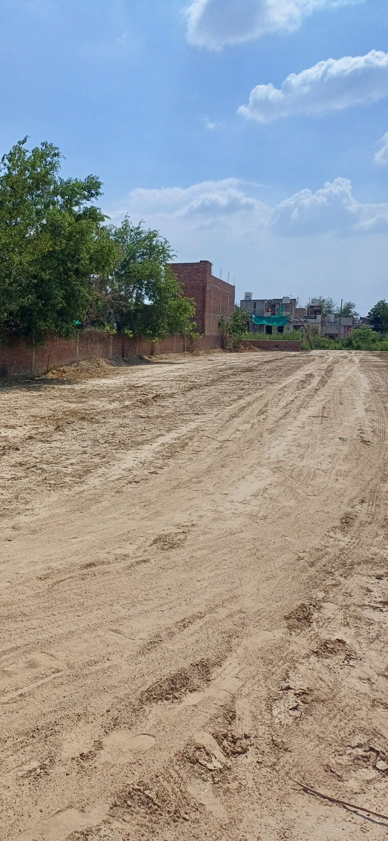 undefined, dheeraj nagar  89 Sq.Yd. Plot In Dheeraj Nagar Faridabad 9052396