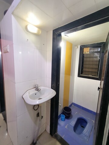 Bathroom in 1 BHK Apartment at Dombivli West – for Rent