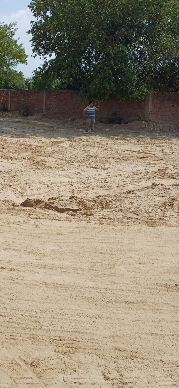 undefined, dheeraj nagar  90 Sq.Yd. Plot In Dheeraj Nagar Faridabad 9052410