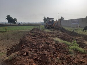  Plot For Sale in Kadam Kuan