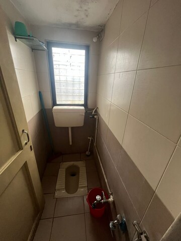 Bathroom in 1 BHK Apartment at Dombivli West – for Rent