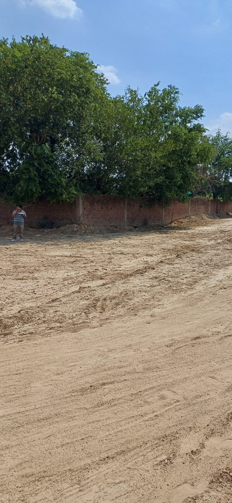 undefined, dheeraj nagar  91 Sq.Yd. Plot In Dheeraj Nagar Faridabad 9052417