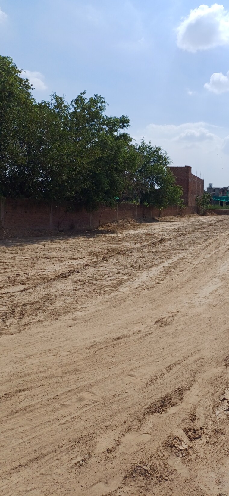 undefined, dheeraj nagar  91 Sq.Yd. Plot In Dheeraj Nagar Faridabad 9052417