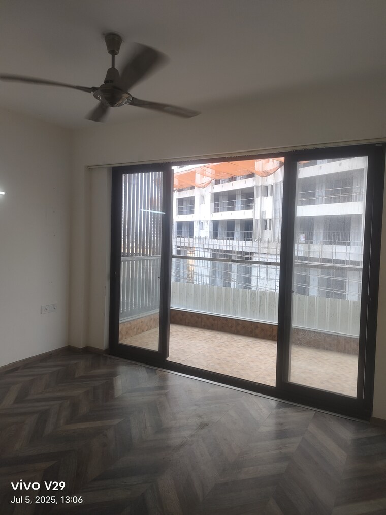 Room, anant-raj-ashok-estate 2.5 Bedroom 270 Sq.Yd. Apartment In Sector 63a Gurgaon 9052421