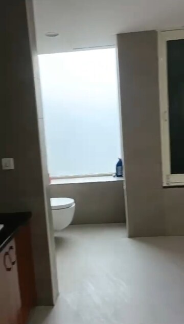 Bathroom in 4 BHK Apartment at Assotech Celeste Towers, Sector 44 – for Rent