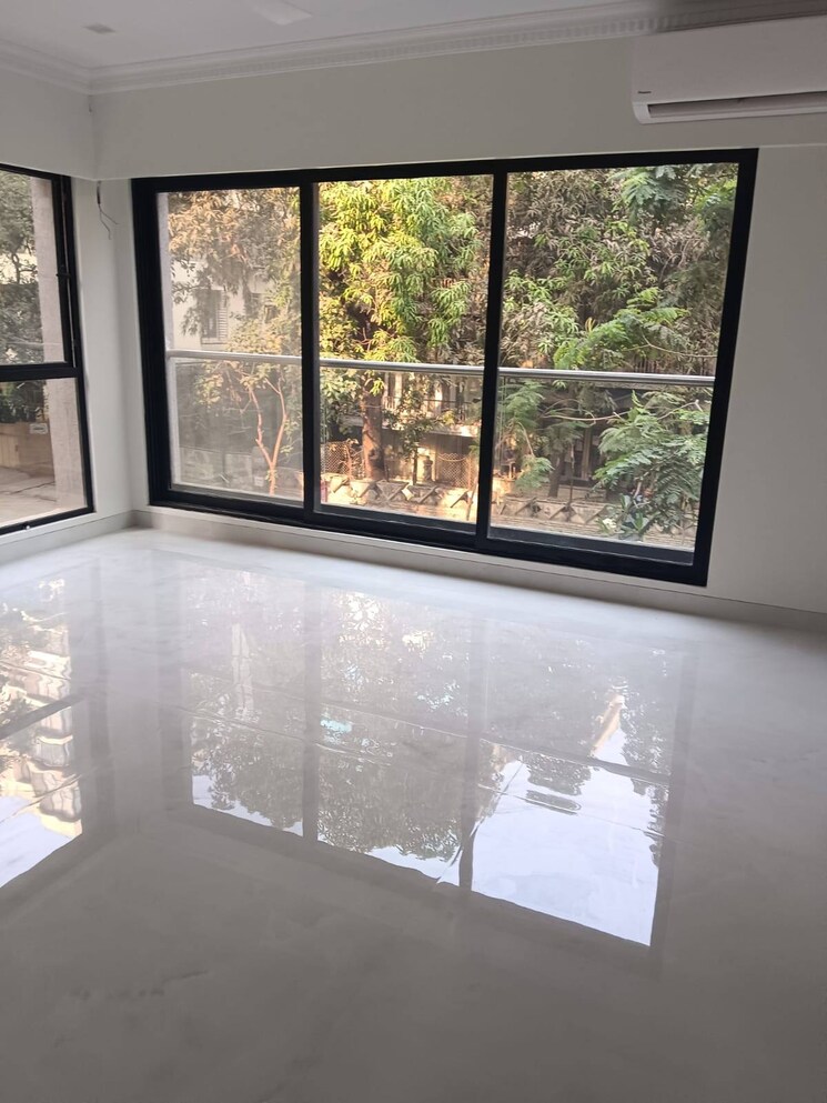 Room, lokhandwala-complex 3 Bedroom 1400 Sq.Ft. Apartment In Andheri West Mumbai 9052422