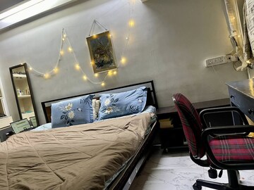 Furnished Amenities in 3 BHK Apartment at Karan CHS Versova, Versova – for Rent