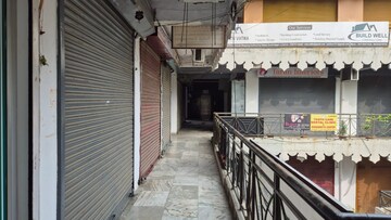  Shop For Rent in Gomti Nagar