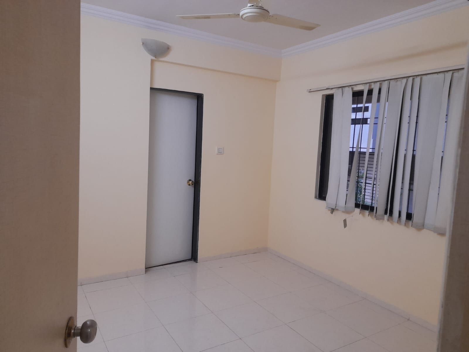 1 BHK + Pooja Room Apartment For Rent in Gulmohar Symphony