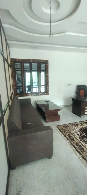 Living Room in 6+ BHK Independent House at Gomti Nagar – for Rent