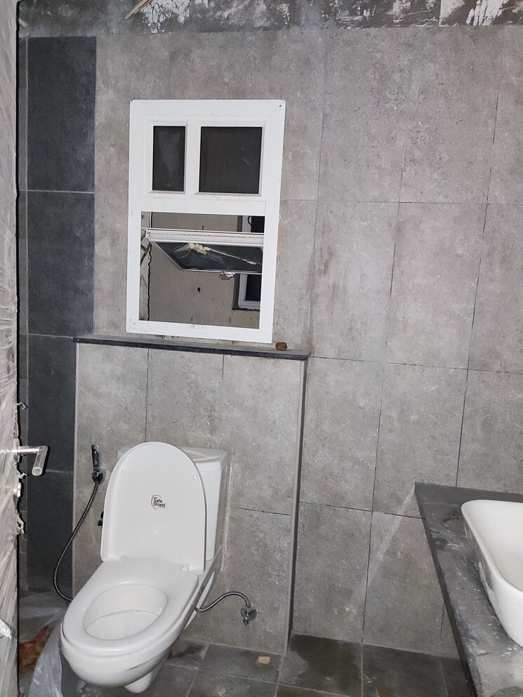 Bathroom, aston-park-at-the-prestige-city 3 Bedroom 1620 Sq.Ft. Apartment In Sarjapur Bangalore 9052451