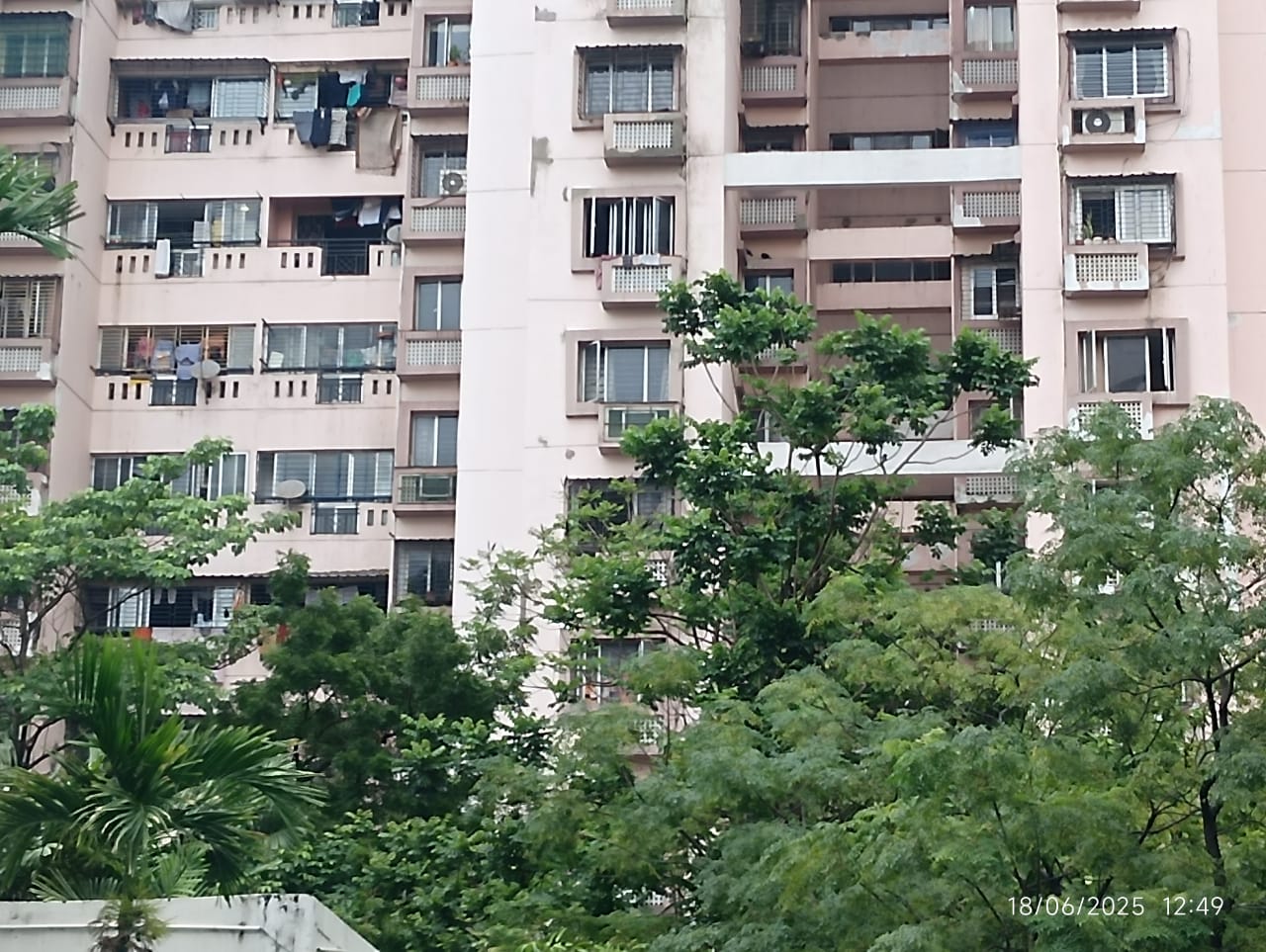 3 BHK Apartment For Sale in Sunrise Towers