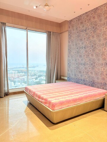 Bedroom in 3 BHK Apartment at Seven Bungalow, Andheri West – for Rent