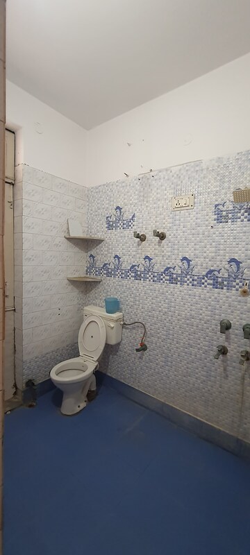 Bathroom in 2.5 BHK Independent House at Sector 7 – for Rent