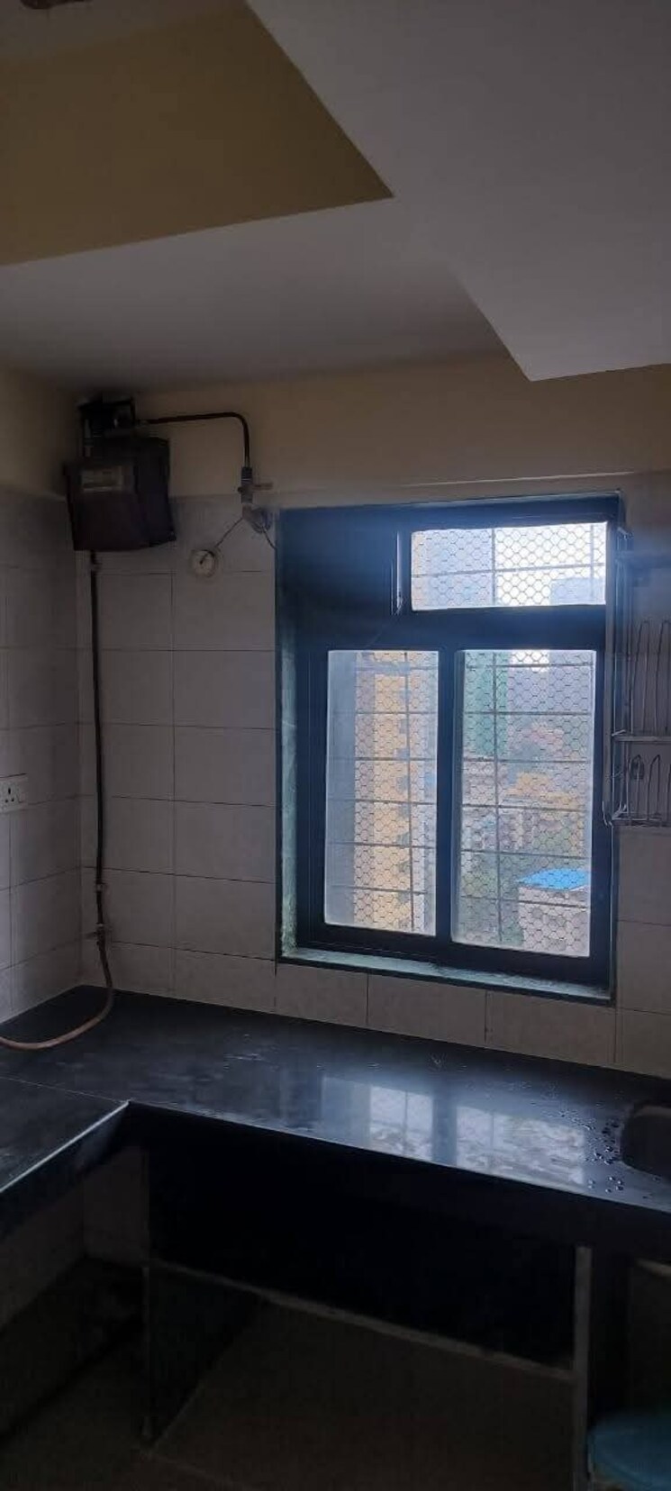 Room, sanjay-gandhi-nagar-chs 1 Bedroom 269 Sq.Ft. Apartment In Malad East Mumbai 9052468