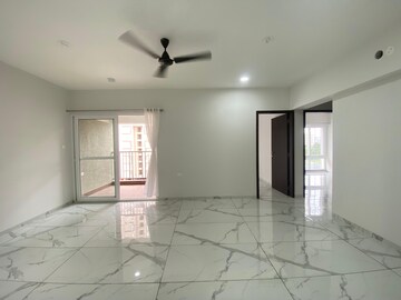 Room in 2 BHK Apartment at Rahul Downtown, Punawale – for Rent