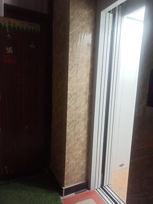 Building Lobby in 2.5 BHK Builder Floor at Mayur Vihar Phase 1 – for Sale