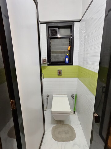 Bathroom in 1.5 BHK Apartment at Gada Estate, Matunga East – for Rent