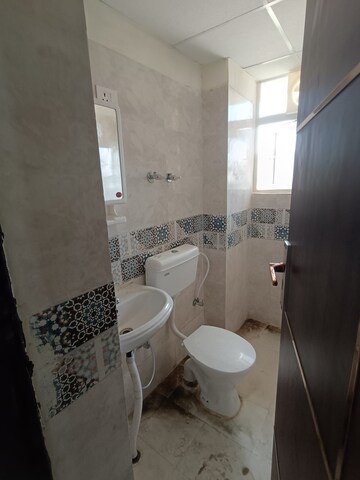 Bathroom in 3 BHK Apartment at Signature Global Prime, Sector 63a – for Rent