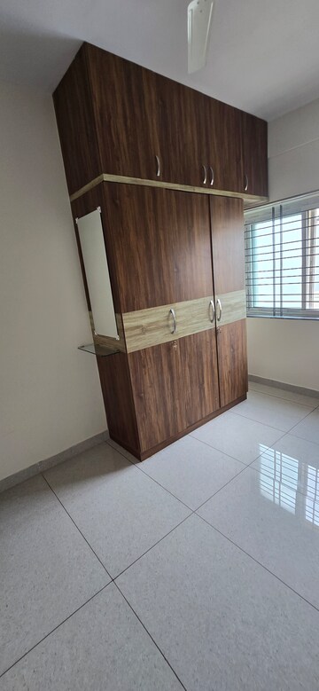 Room in 1 BHK Apartment at Doddanekundi – for Rent