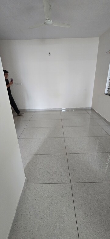 Room in 1 BHK Apartment at Doddanekundi – for Rent