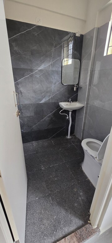 Team Area in 1 BHK Apartment at Doddanekundi – for Rent