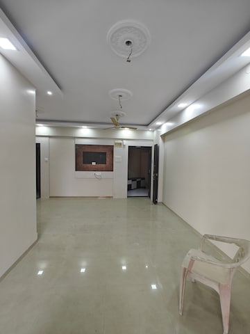 Room in 2 BHK Apartment at Platinum Balaji Kalash, Nerul – for Rent