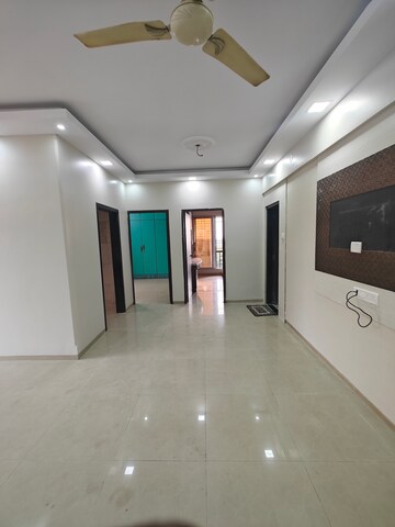 Room in 2 BHK Apartment at Platinum Balaji Kalash, Nerul – for Rent